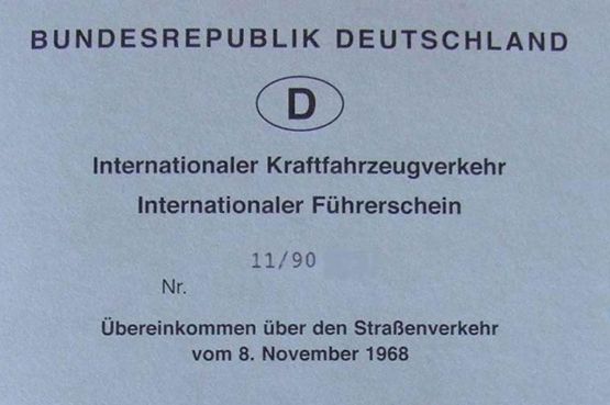 Internationaler Führerschein, ausgestellt von der BRD.