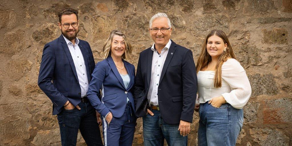 Gruppenfoto_Agentur-Harald-Schultze