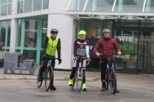 Winterharte Radler (v.l.): Matthias Floß, Freya Brendle und Martin Janetzko.