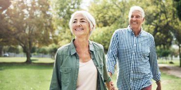 rente-mit-67-paar-happy.jpg
