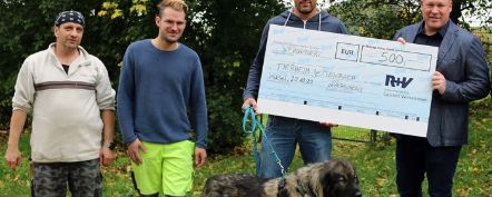 IMG_7093_Tierheim_Jettenbach_Spendenuebergabe _R+V_Generalvertretung_Carsten_Weisenstein