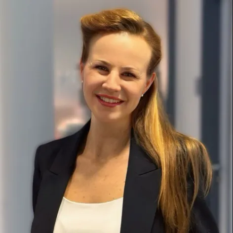 Cornelia Bauer XVG944