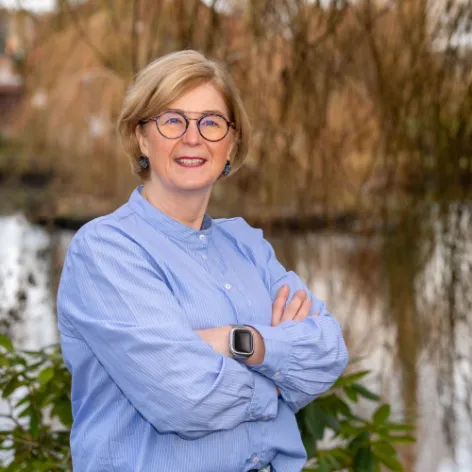 Ursula Ahling XVG843