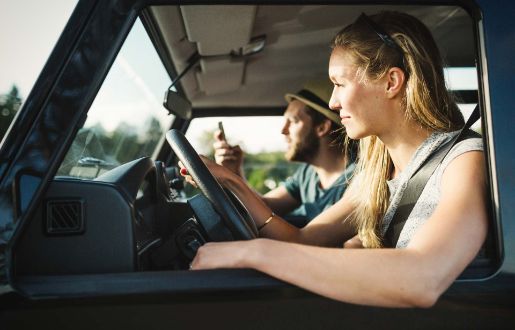 Warndreieck, Ersatzreifen und Co. - was muss unterwegs im Auto sein?