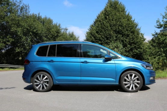 2015-VW-Touran-TDI-Fahrbericht-Test-Kritik-jens-stratmann-5