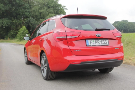 kia-ceed-jens-stratmann-4