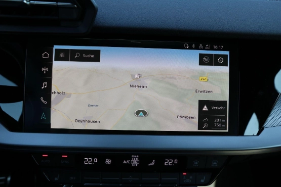 Das Infotainment-System funktioniert schnell und intuitiv! Da hat Audi in den letzten Jahren dazu gelernt! 