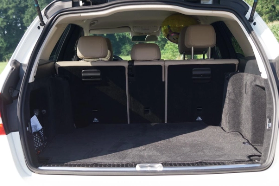 Mercedes-Benz-C-Klasse-C250-T-Modell-2015-12