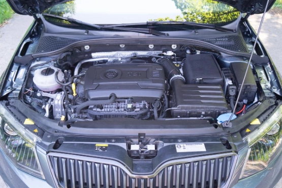 2015-Skoda-Octavica-RS-Combi-Fahrbericht-Kombi-Test-Jens-Stratmann-28