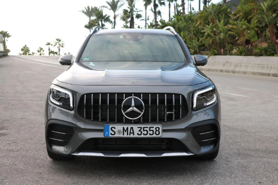Mercedes-Benz GLB Design