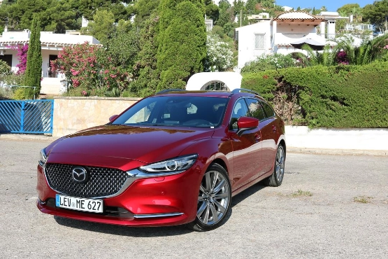 2018 Mazda 6 Kombi - So sieht der neue 6er aus!