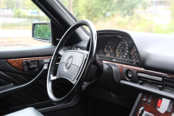mercedes-benz-560-sec-s-klasse-drive-blog-jens-stratmann-coupe-01-6