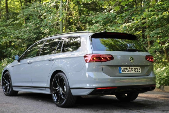 2020 Volkswagen Passat Variant R-Line Test
