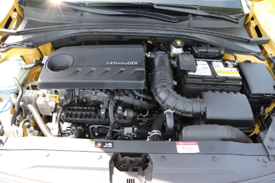 Der Kia XCeed im R+V Drive Check