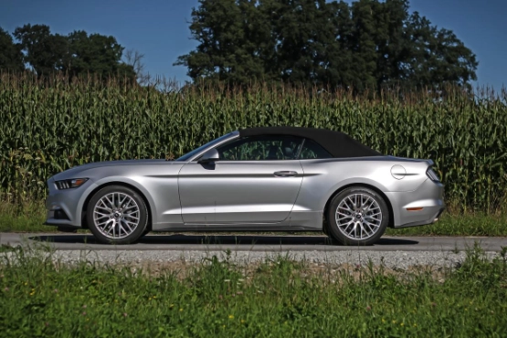 ford-mustang-cabriolet-jens-stratmann-6