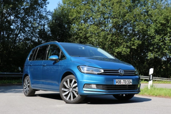 2015-VW-Touran-TDI-Fahrbericht-Test-Kritik-jens-stratmann-1