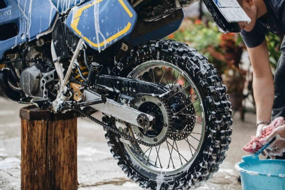 Motorrad waschen
