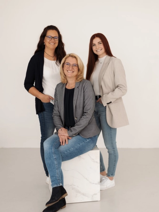 Unser Team der Generalvertretung in Presseck: Romina Lupzik, Martina Penzel, Sarah Rank (v.l.n.r.)