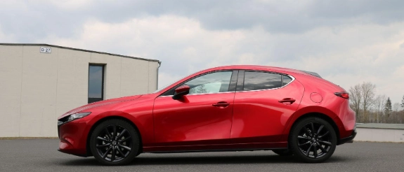 Mazda 3 Skyactiv-X Test