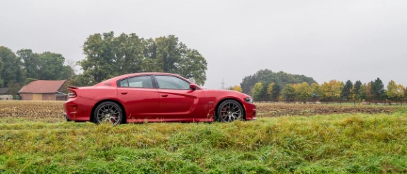 2015-dodge-charger-srt-jens-stratmann-fahrbericht-12