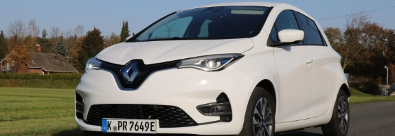 Renault Zoe R135 in weiß, Frontansicht