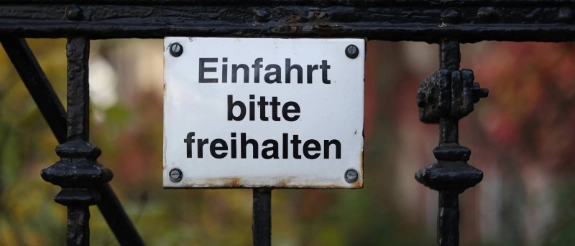 einfahrt-bitte-freihalten