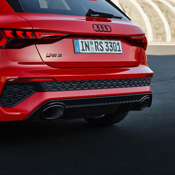 2022-Audi-RS3-10