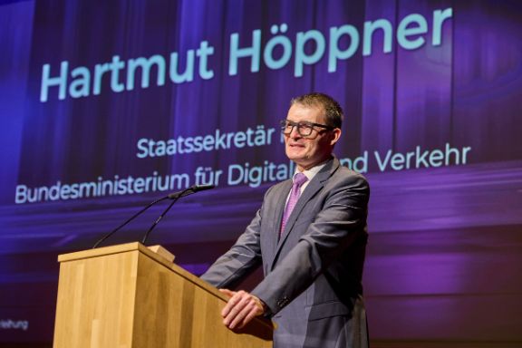 Ein Grußwort der Politik durch Hartmut Höppner, Staatssekretär im Bundesministerium für Digitales und Verkehr
