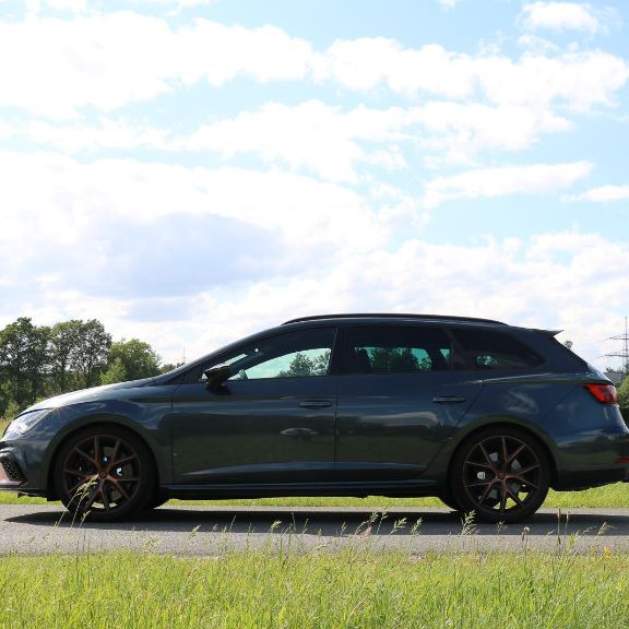 2019 Seat Leon ST Cupra R 2019-SEAT-Leon-Cupra-ST-R-Fahrbericht-Test-Review-Jens-Stratmann-8.jpg