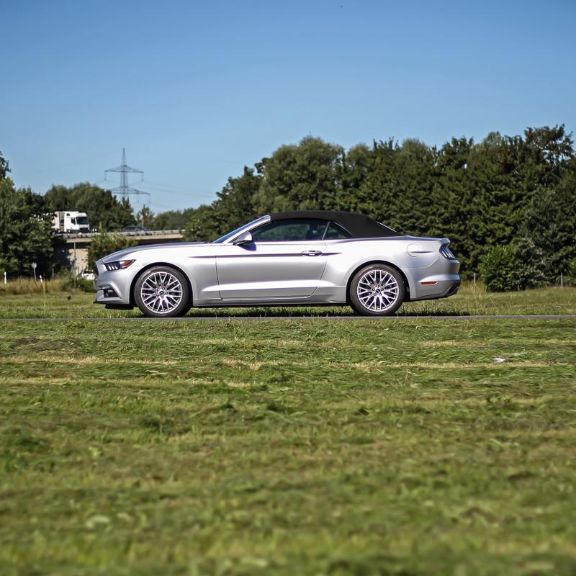 Ford Mustang Cabriolet ford-mustang-cabriolet-jens-stratmann-13