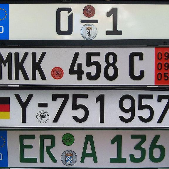 Überführungskennzeichen Autokennzeichen