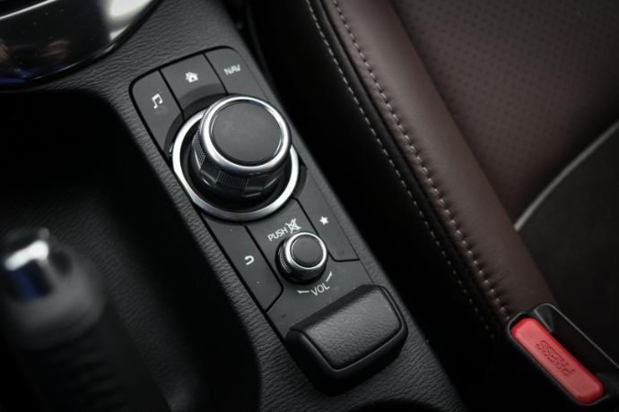 Mazda CX-3 Bedienung Infotainmaintsystem