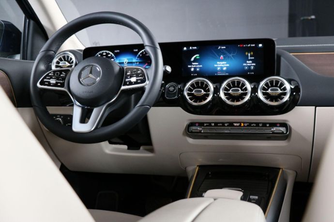 Mercedes-Benz-GLA-250e-Fahrbericht-Test-Review-RV24-Drive-Check-10.jpg