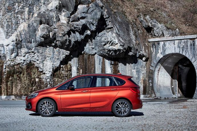 BMW-2er-Active-Tourer-Gran-Tourer-Van-SAV-2017-RV24-8.jpg