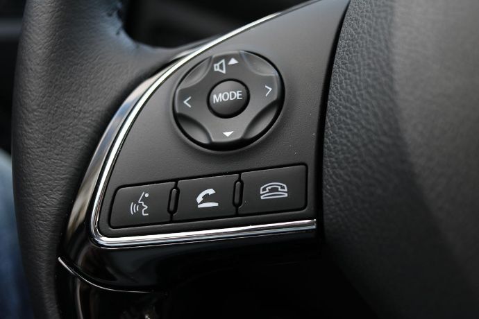2016-Mitsubishi-Space-Star-mit-grossem-Infotainmentsystem-3.jpg