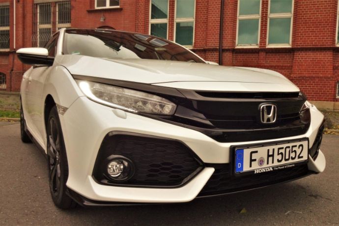 Honda-Civic-1.5-Benziner-2017-Magazin-RV24-17.jpg