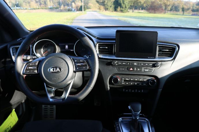 2019-KIA-Ceed-GT-Fahrbericht-Test-Review-RV24-Drive-Check-Jens-Stratmann-12.jpg
