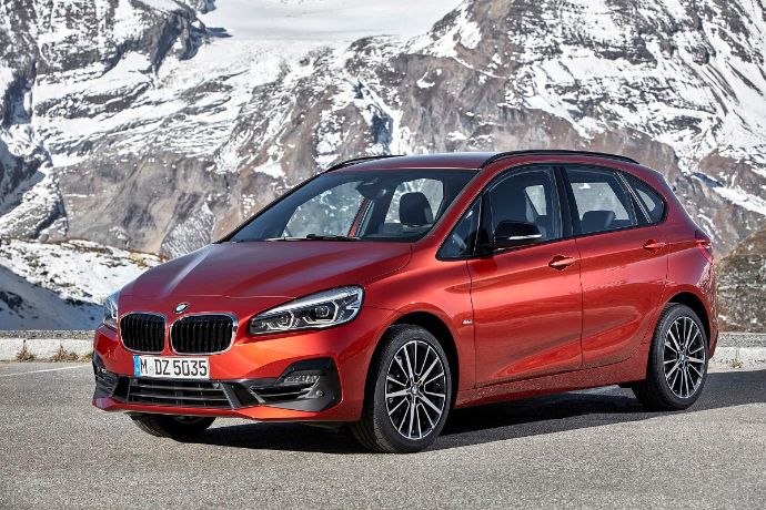 BMW-2er-Active-Tourer-Gran-Tourer-Van-SAV-2017-RV24-10.jpg