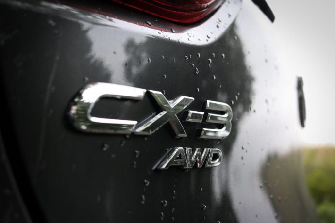 2017-mazda-cx-3-facelift-fotos-fahrbericht-kritik-test-jens-stratmann-9.jpg