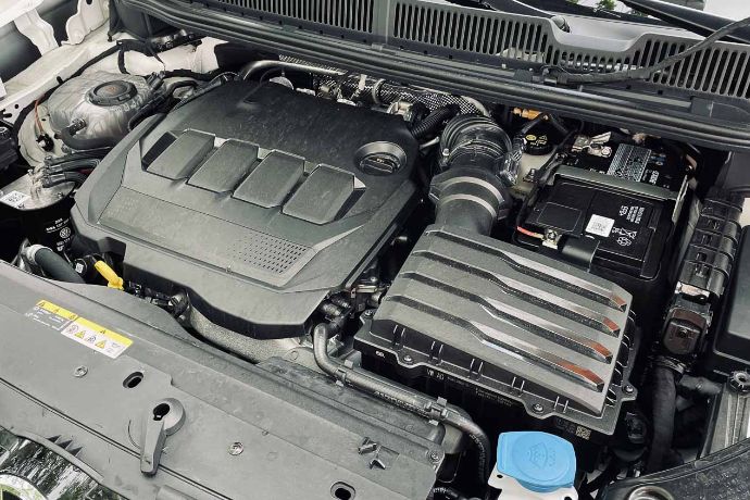 Unter der Motorhaube werkelte bei unserm Testfahrzeug noch ein Diesel, demn&auml;chst kommt auch ein PHEV. Ein rein elektrisch angetriebener VW Caddy ist noch nicht geplant.<br/>