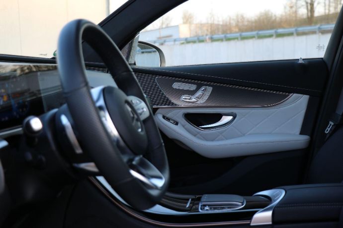 mercedes-benz-eqc-400-fahrbericht-test-review-probefahrt-design-innenraum-kofferraum-fahreindruck-verbrauch-kosten-rv24-drive-check-jens-stratmann-16.jpg