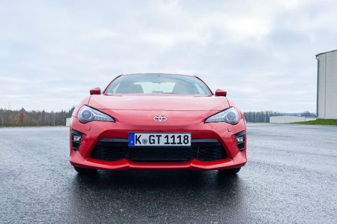 2020-Toyota-GT86-Pure-Fahrbericht-Test-Review-Jens-Stratmann-12.jpg