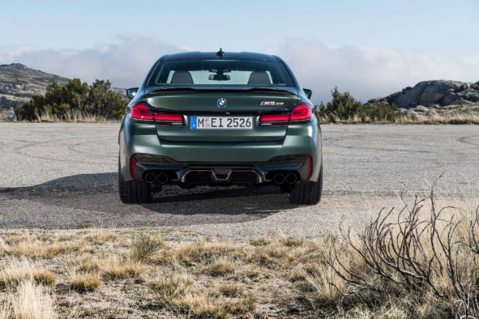 BMW-M5-CS-Leistung-technische-Daten-Preis-RV24-2.jpg