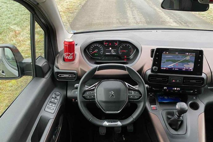 2020-Peugeot-Rifter-Fahrbericht-Test-Review-RV24-Drive-Check-Jens-Stratmann-15.jpg