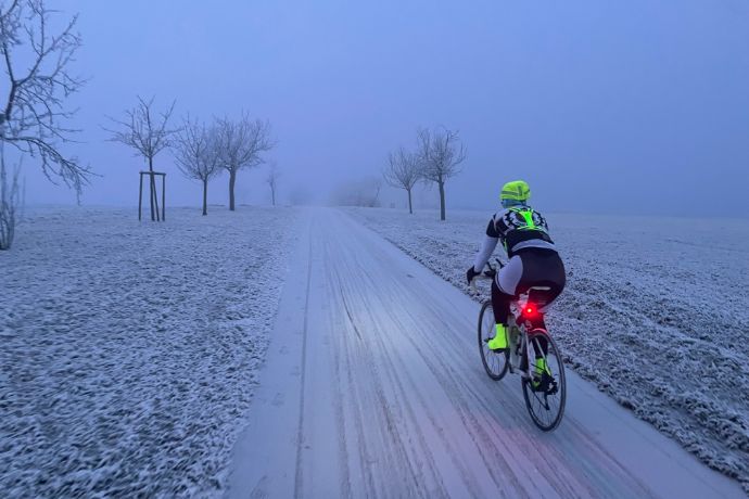 Freya Brendle trotzt Kälte und Nebel.