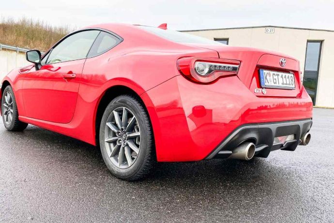 2020-Toyota-GT86-Pure-Fahrbericht-Test-Review-Jens-Stratmann-13.jpg