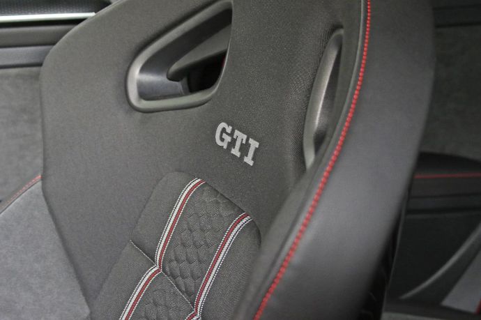 vw-golf-7-gti-clubsport-jens-stratmann-25.jpg