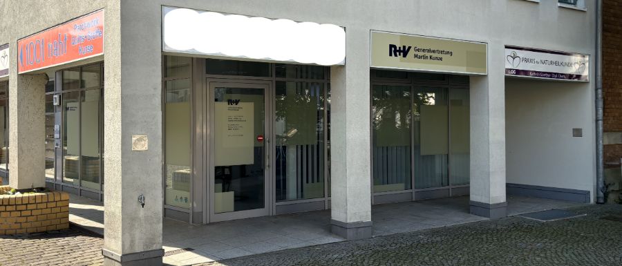 Buehne_Generalvertretung-Martin-Kunze_Buero- Koenigs-Wusterhausen