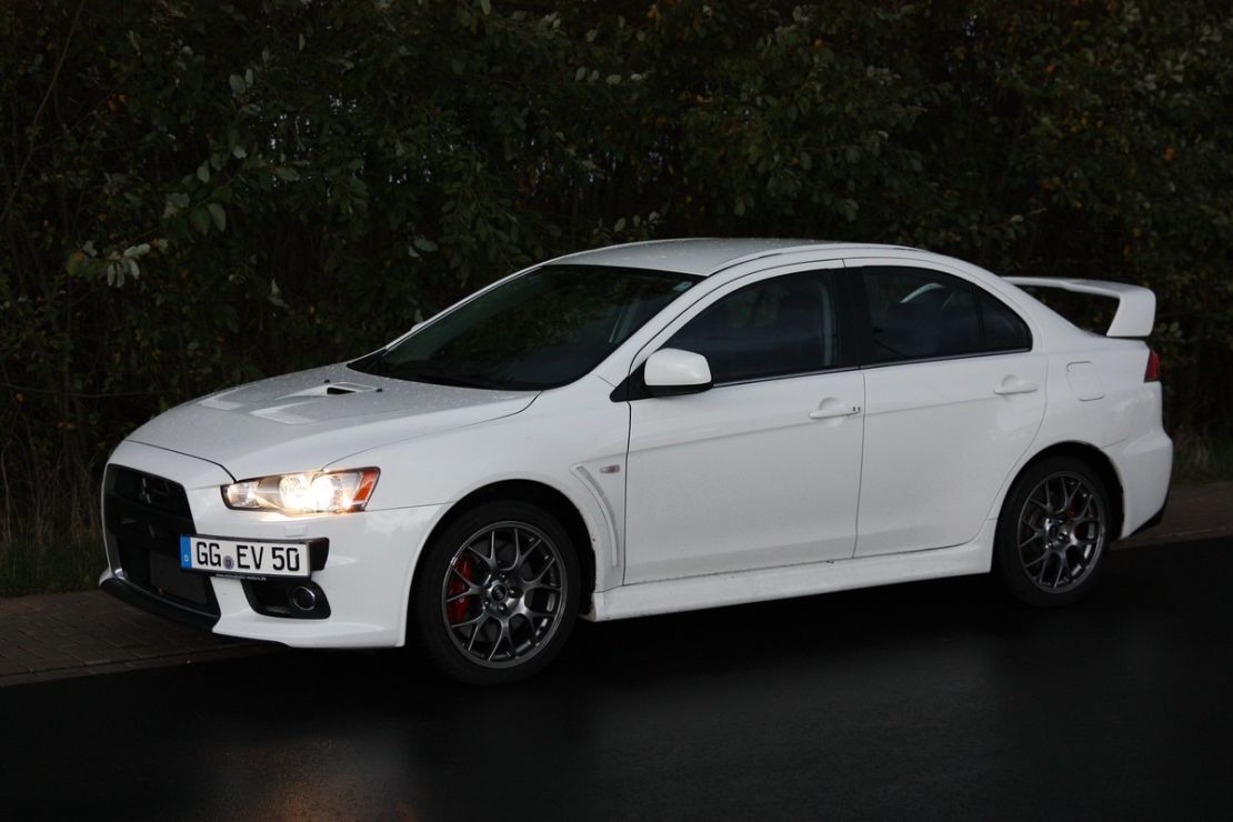 mitsubishi-lancer-evo-x-seite