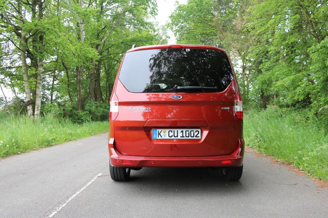 Ford Tourneo Courier R+V Drive Check